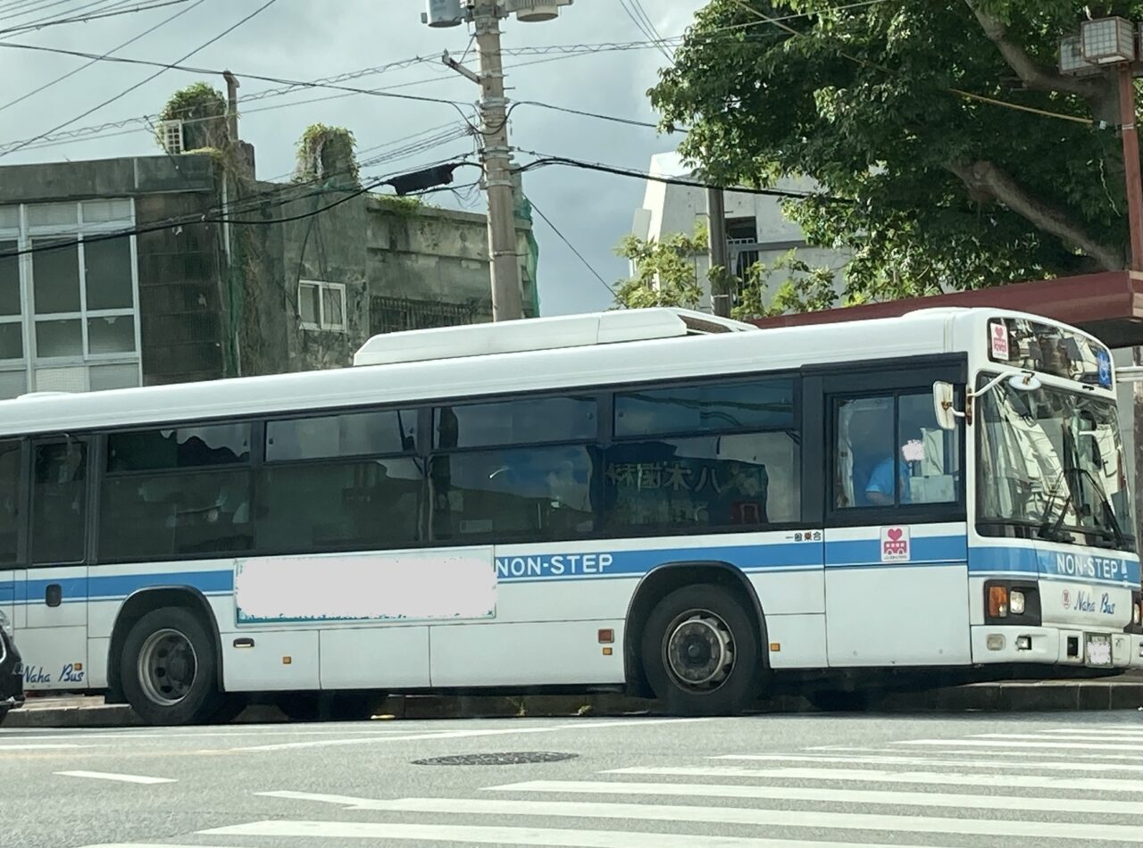 バス